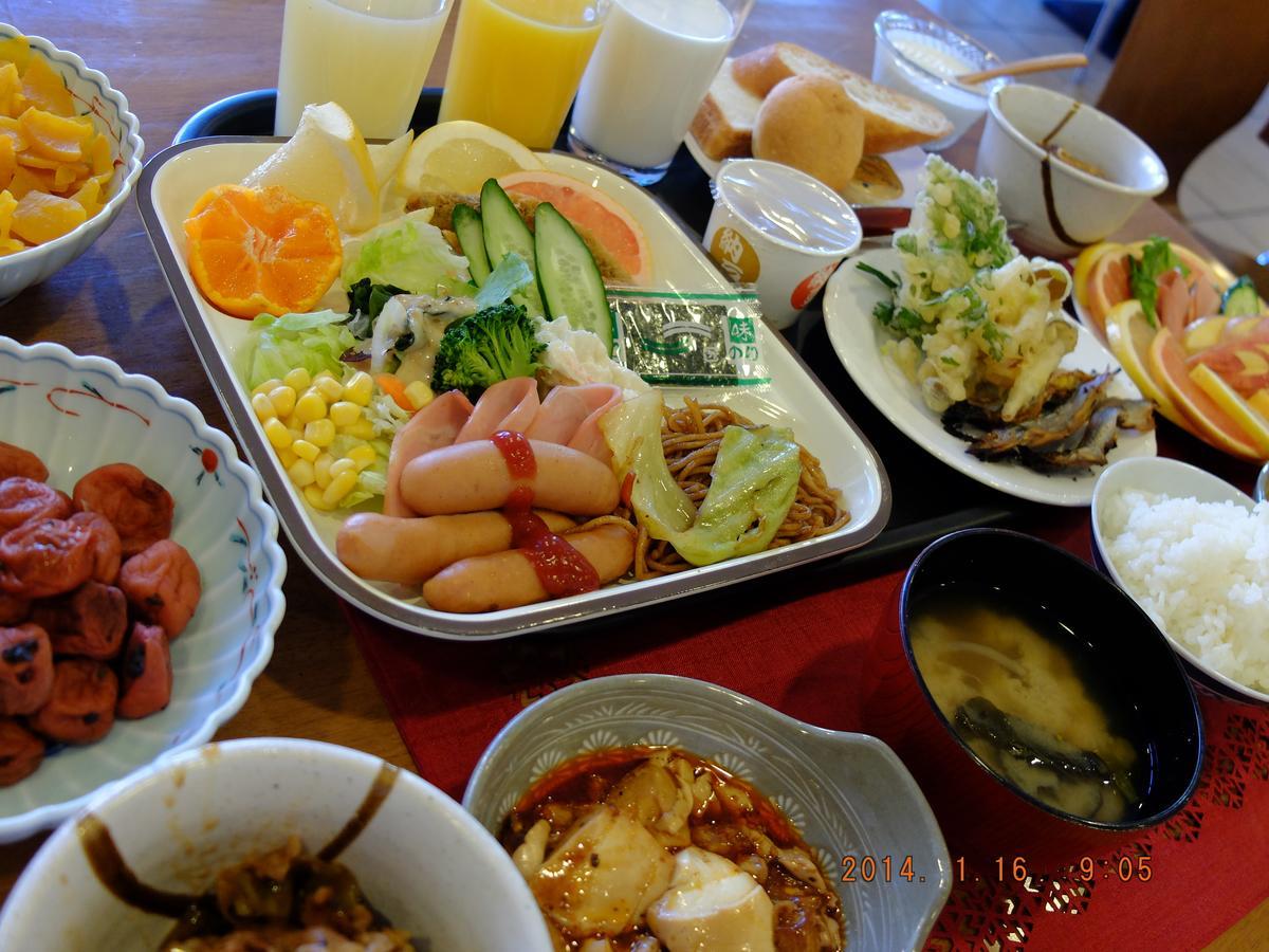 Hotel Crown Hills Katsuta Omotechoten Hitachinaka Exteriör bild